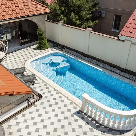 Luxury Feeria Sovinyon 5 Bedroom With Pool Villa