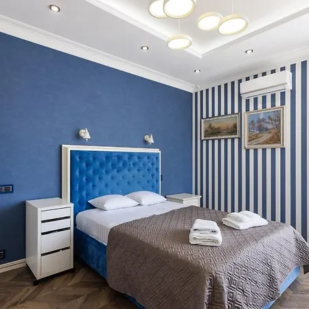 Villa Luxury Feeria Sovinyon 5 Bedroom With Pool Odesa