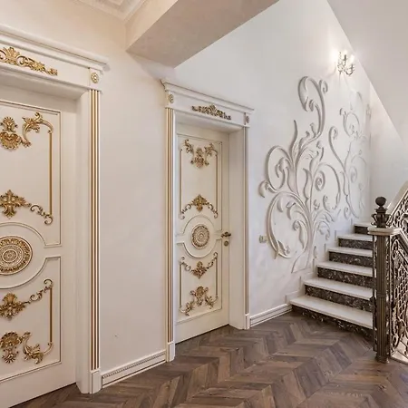 Luxury Feeria Sovinyon 5 Bedroom With Pool Odesa