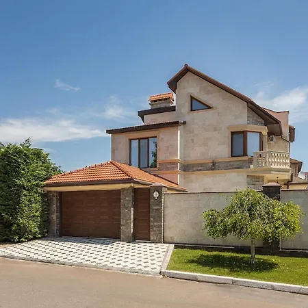 Luxury Feeria Sovinyon 5 Bedroom With Pool * Odesa