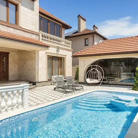 Luxury Feeria Sovinyon 5 Bedroom With Pool * Odesa