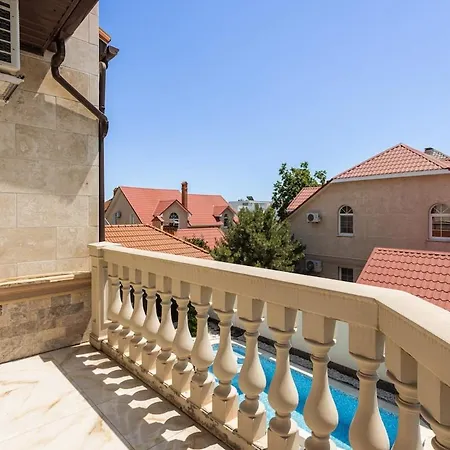 Luxury Feeria Sovinyon 5 Bedroom With Pool Odesa